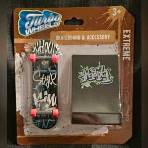 New Turbo Wheels Extreme Finger Skateboard & Accessory